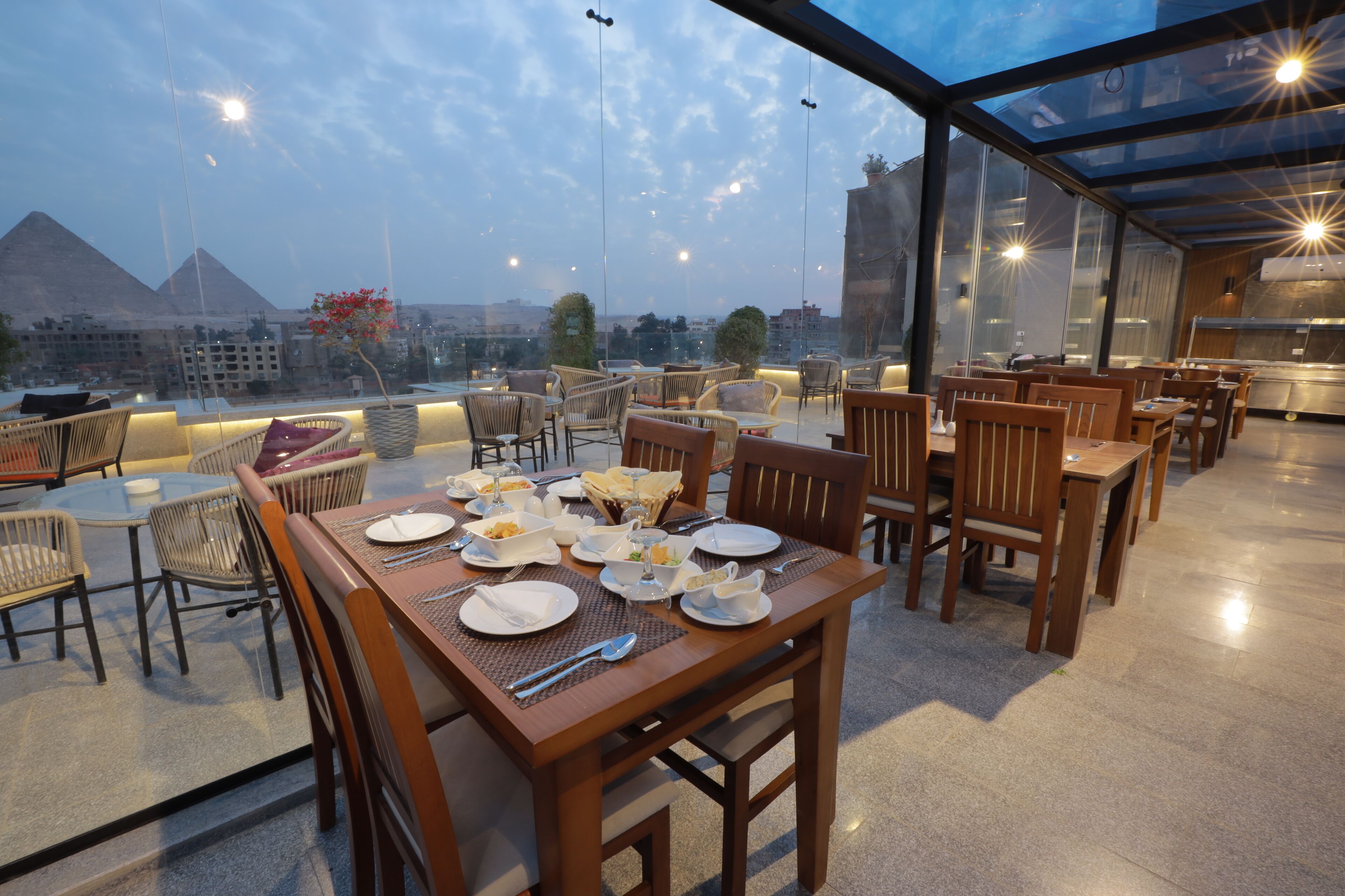 Foto - Pyramid Front Hotel