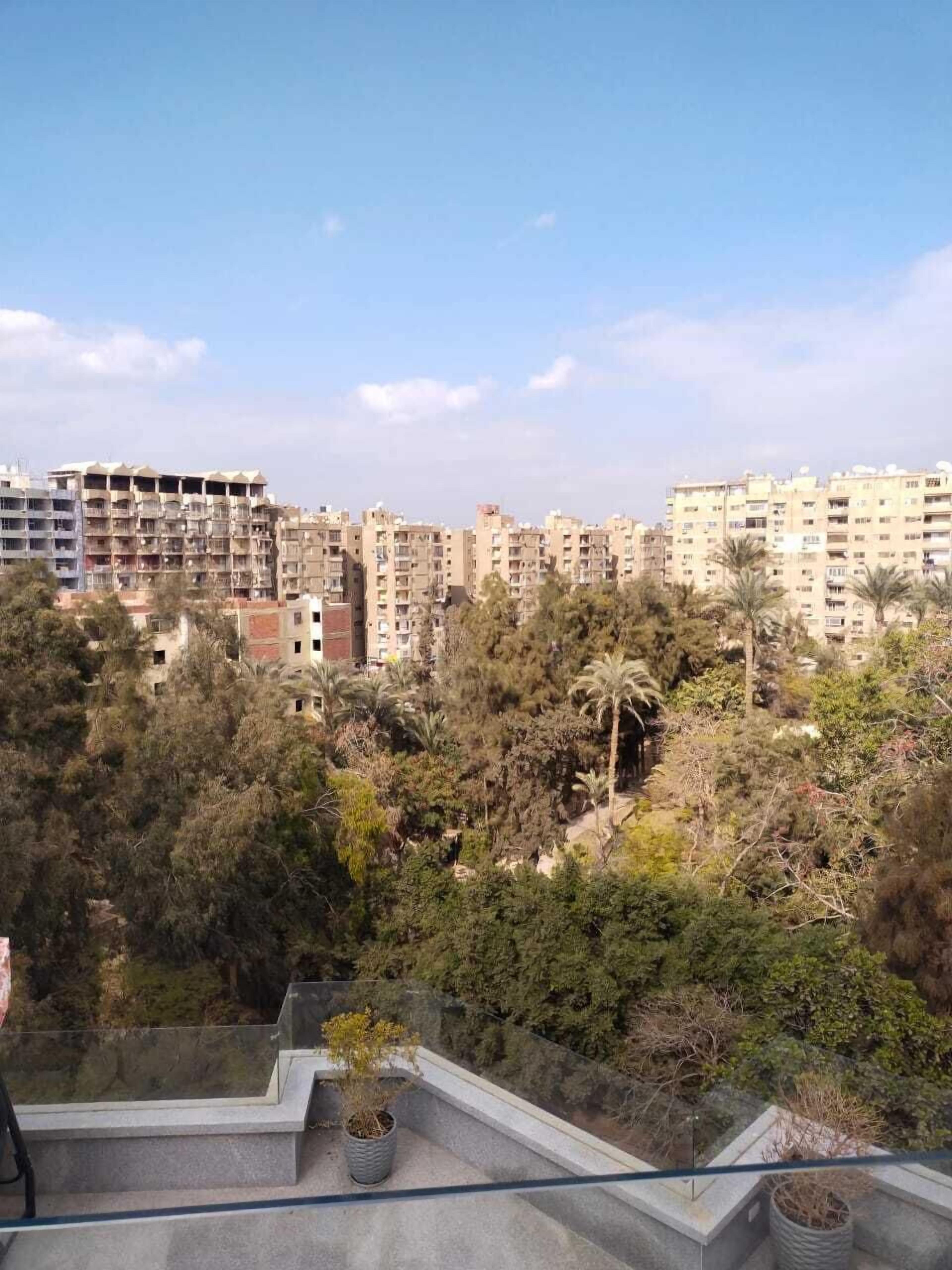 إطلالة على الحديقة