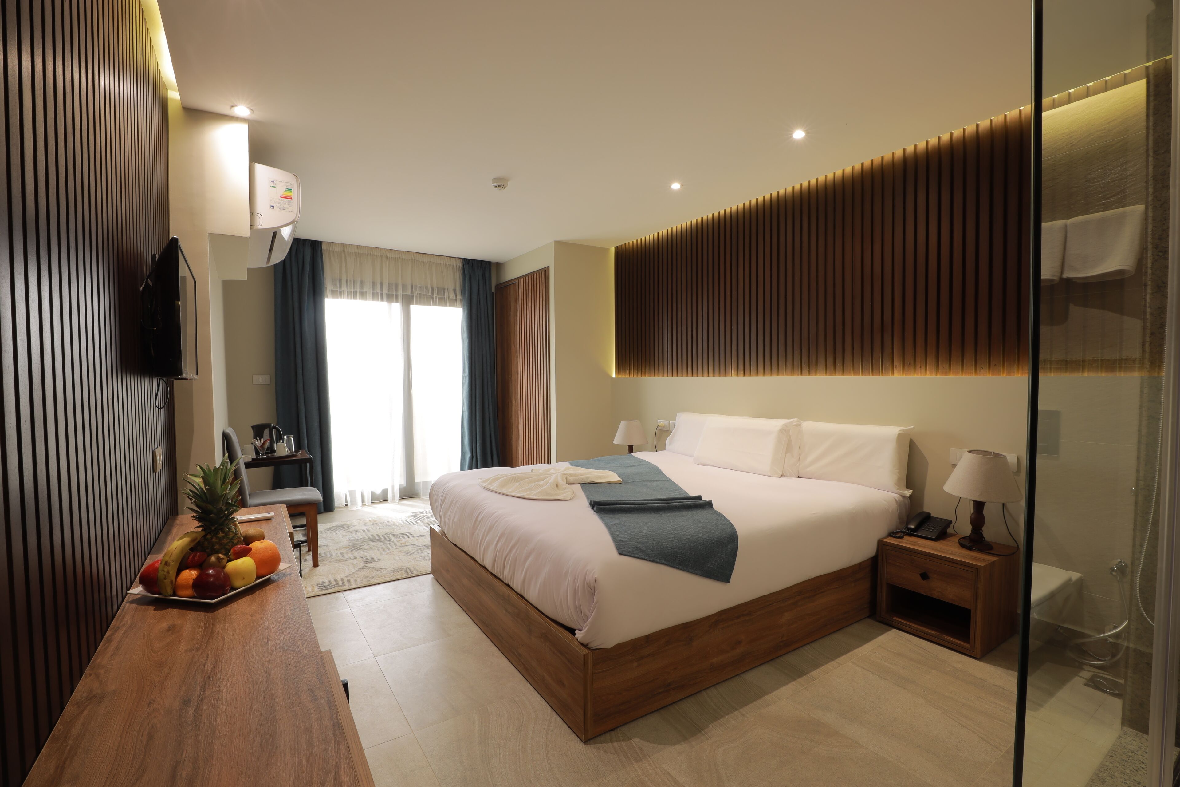 Photo - Pyramid Front Hotel