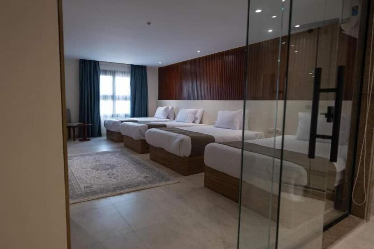 1 bedroom, minibar, blackout curtains, free WiFi