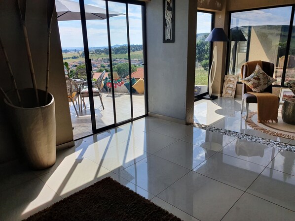 Interior - Tranquil and Peaceful View Site Space which is close to all amenities (Zakariyya Park)