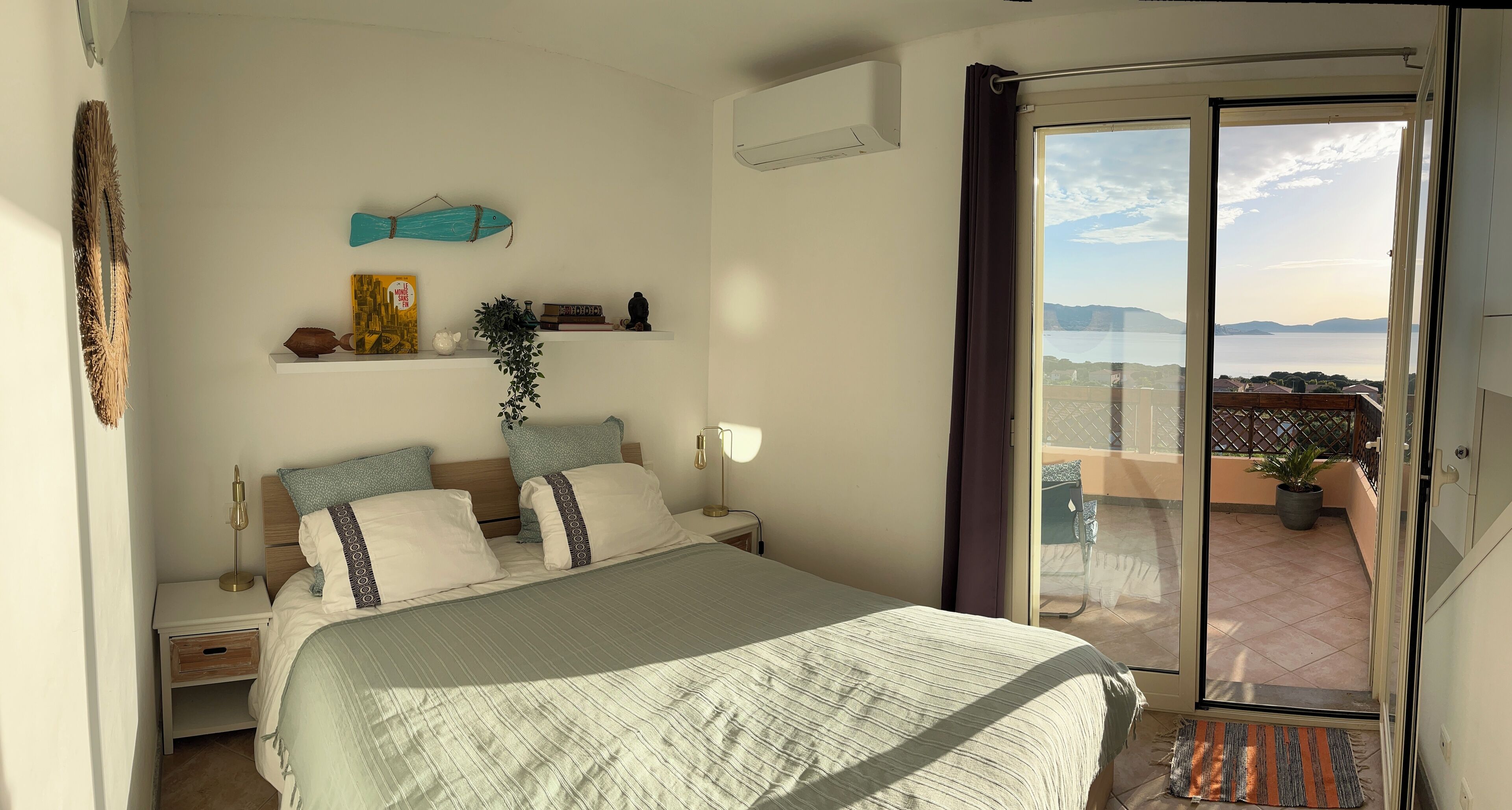 2 Schlafzimmer, Bügeleisen/Bügelbrett