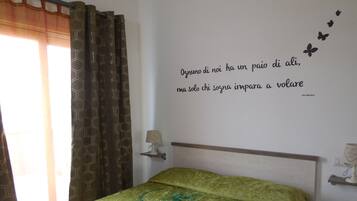 2 chambres, Wi-Fi gratuit, draps fournis