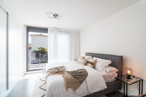 3 habitaciones, tabla de planchar con plancha y wifi gratis 