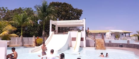 15 outdoor pools, pool umbrellas, sun loungers