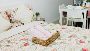 1 bedroom, free WiFi, bed sheets