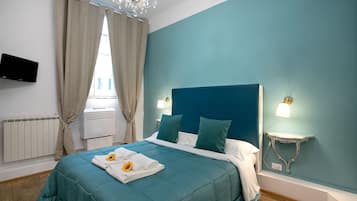 Standard-Doppelzimmer | Daunenbettdecken, Zimmersafe, Schreibtisch, Verdunkelungsvorhänge