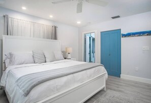 2 slaapkamers, een strijkplank/strijkijzer, gratis wifi, beddengoed