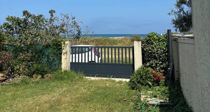 Villa 20 metres from the sea
