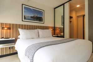 1 chambre, fer et planche à repasser, Wi-Fi, draps fournis