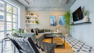 Televisión y oficina