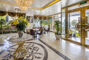 Sala de estar en el lobby