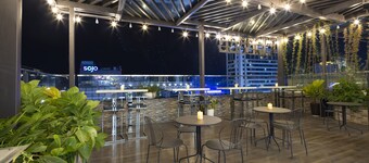 Diamond Luxury Hotel