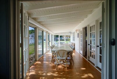 The Captain's Estate - Family Friendly 5 Bed Villa with large pool and views