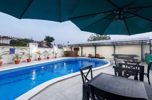 Outdoor pool, pool umbrellas