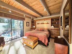 3 bedrooms, free WiFi, bed sheets - Cheyenne's Place 4 Bedroom Home by RedAwning (Kings Beach)