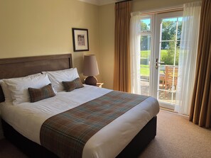 4 soverom, safe på rommet, strykejern/-brett og wi-fi