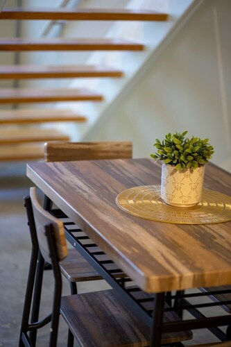 Gorgeous Guesthouse Near Amazing Downtown