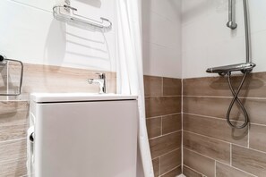 Haartrockner, Handtücher