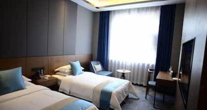 Yanshi Hotel
