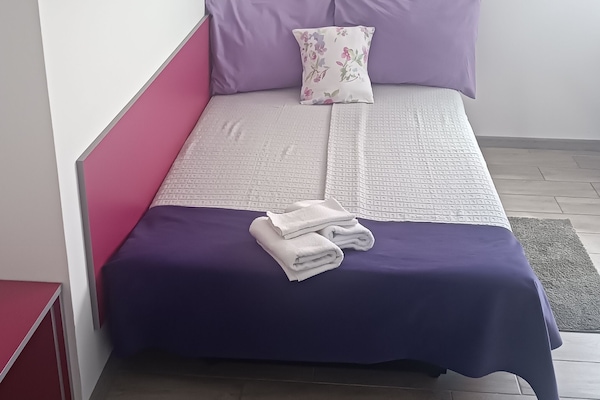 Decoración personalizada, muebles diferentes y escritorio