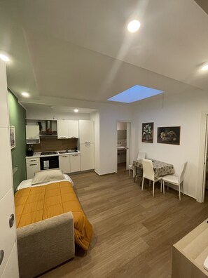 1 bedroom, iron/ironing board, travel crib, free WiFi