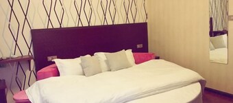 Shiquan Shimei Hotel