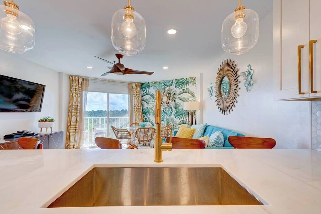 Tiki Time Top Floor King 1 Br 1ba 1413 - Florida Keys, FL