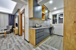 One Bedroom Suite | Private kitchen | Stovetop, electric kettle - North Blue Life (Istanbul)