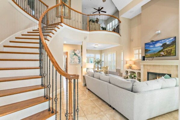 智能电视、电子游戏