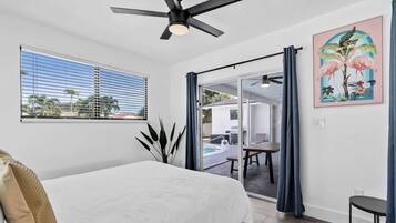 4 chambres, bureau, fer et planche Ă repasser, lit parapluie