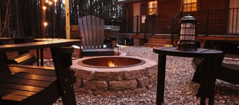 The Cabin At Hurdle Mills - Hot Tub & Fire Pit 