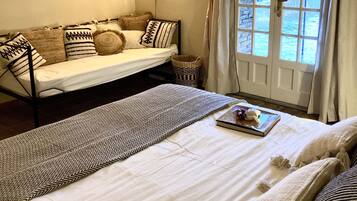 3 chambres, fer et planche Ă repasser, lit parapluie, Wi-Fi