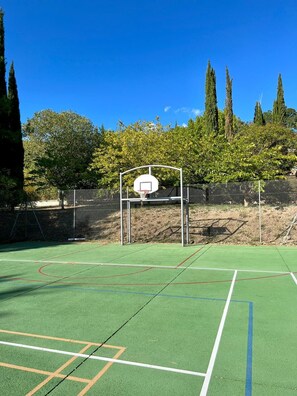 Terrain de sport