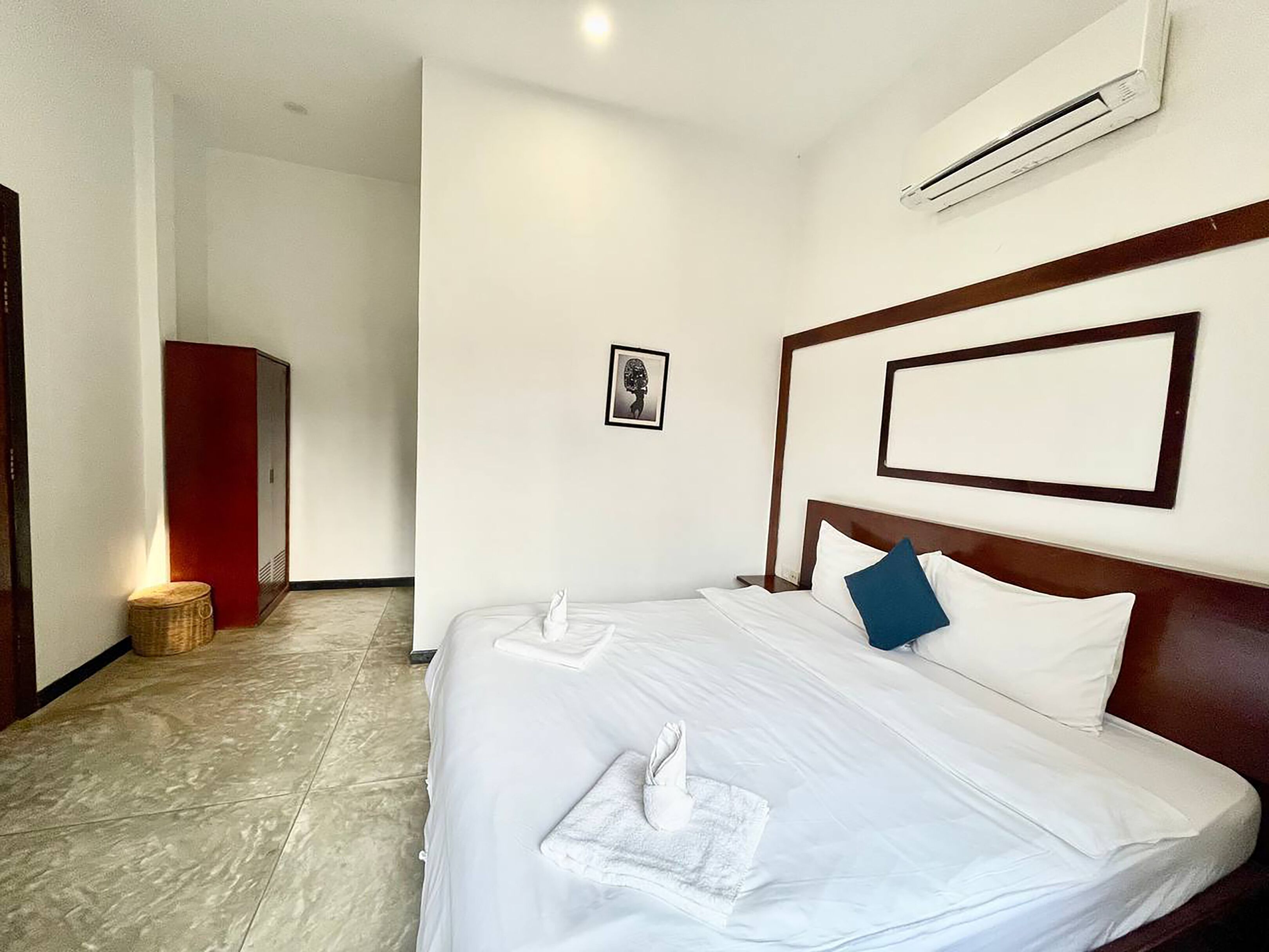 Superior Double Room | Egyptian cotton sheets, premium bedding, desk, laptop workspace