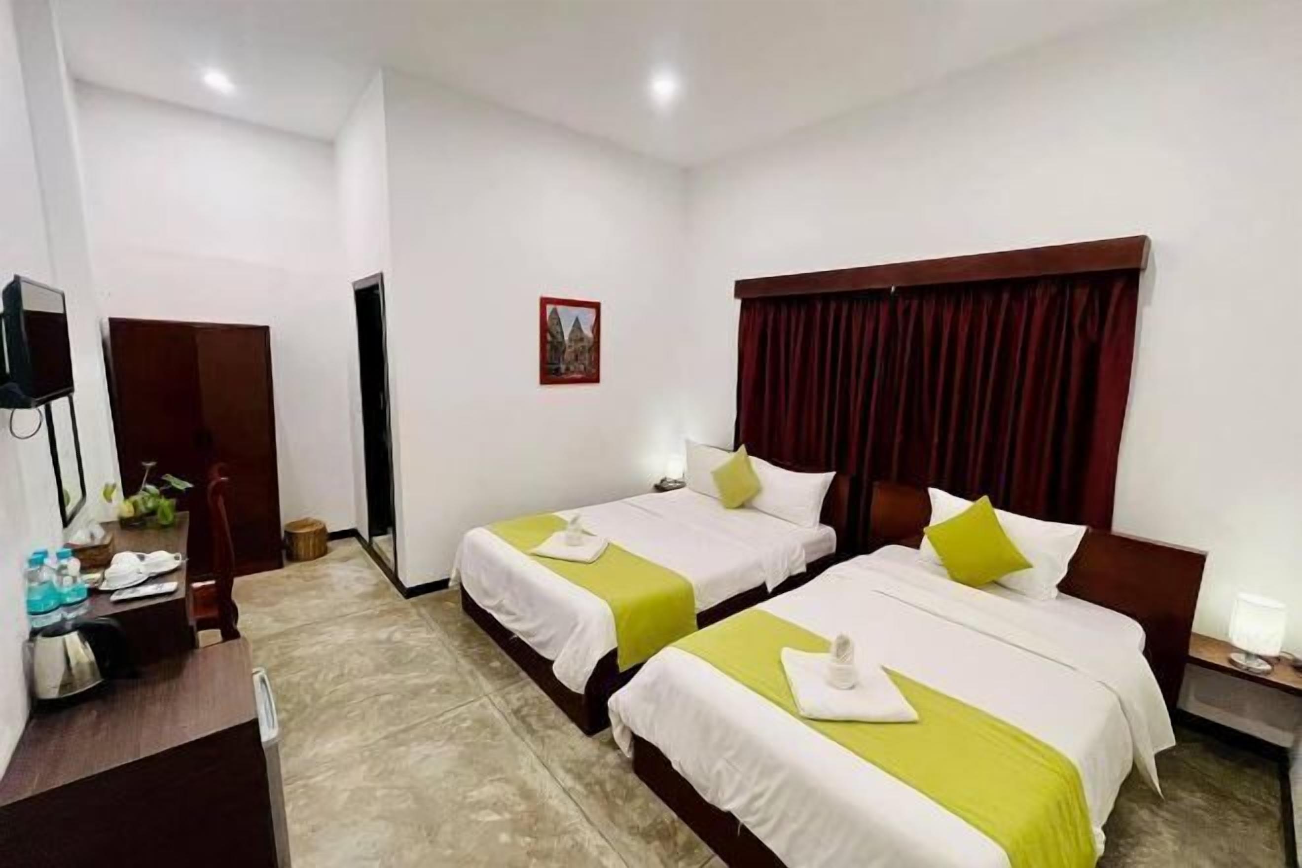 Egyptian cotton sheets, premium bedding, desk, laptop workspace