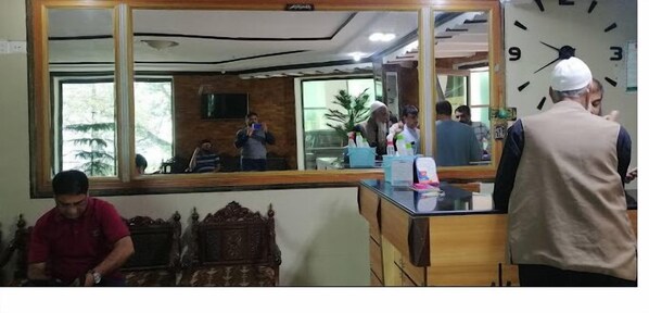 Lobby - Khan Regency Hotel (Murree)