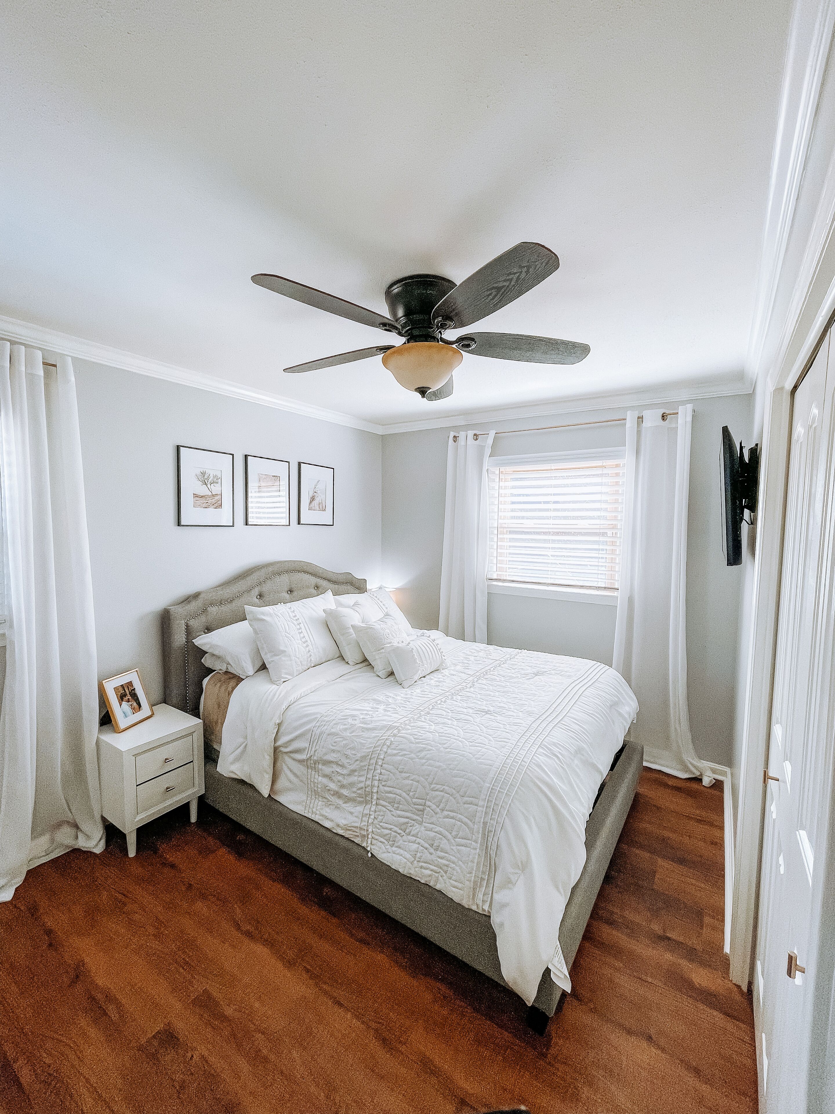 2 chambres, fer et planche à repasser, Wi-Fi gratuit, draps fournis