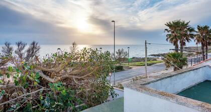 Kallisti Beach House - sea Front