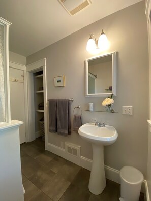 Hair dryer, towels, soap, shampoo