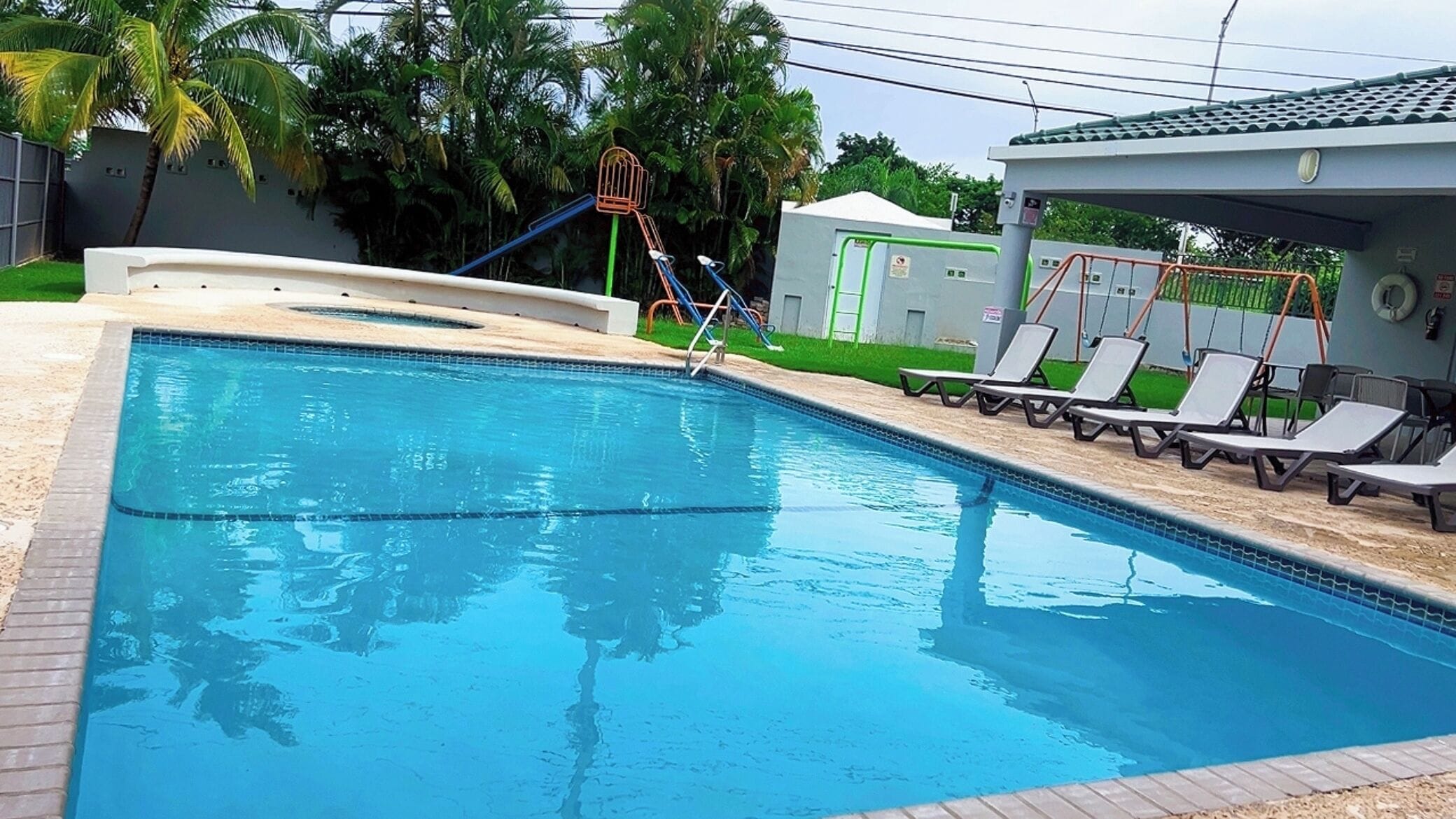 Piscina all'aperto