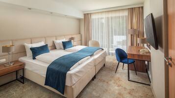 Schreibtisch, schallisolierte Zimmer, kostenloses WLAN, Bettwäsche