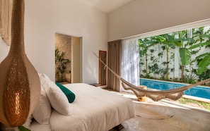 Deluxe Room | Premium bedding, minibar, in-room safe, individually decorated - Hotel Olbil (Valladolid)