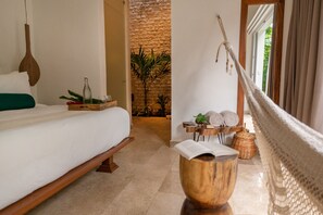 Deluxe Room | Premium bedding, minibar, in-room safe, individually decorated