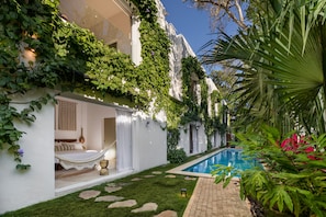 Terrace/patio - Hotel Olbil (Valladolid)