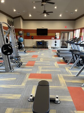 Fitness facility - Cozy 1br apartment in Energy Corridor (Houston)