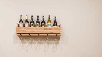 Family Apartment | In-room dining