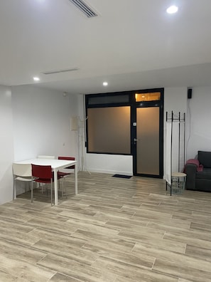Interior - Apartment La Petxina B (València)