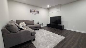 Smart TV, video games