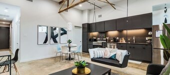 Lux Downtown Flat with Gameroom & Fire Pit